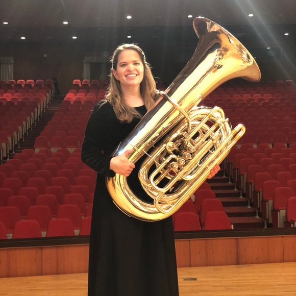 Meet your Posher, Gigi - Picture 2 of 6